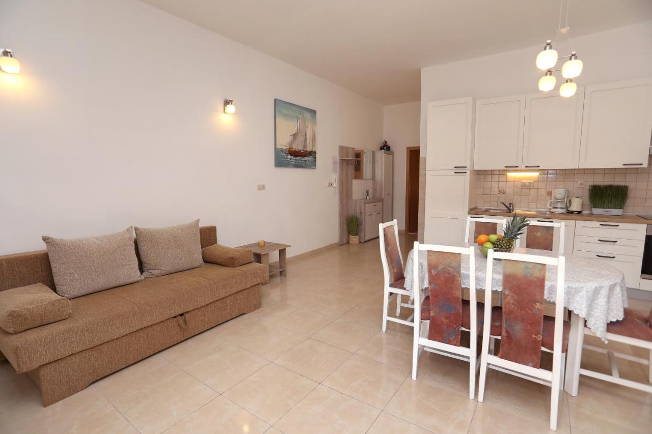 Vila Kuzmanic Trogir Exteriör bild