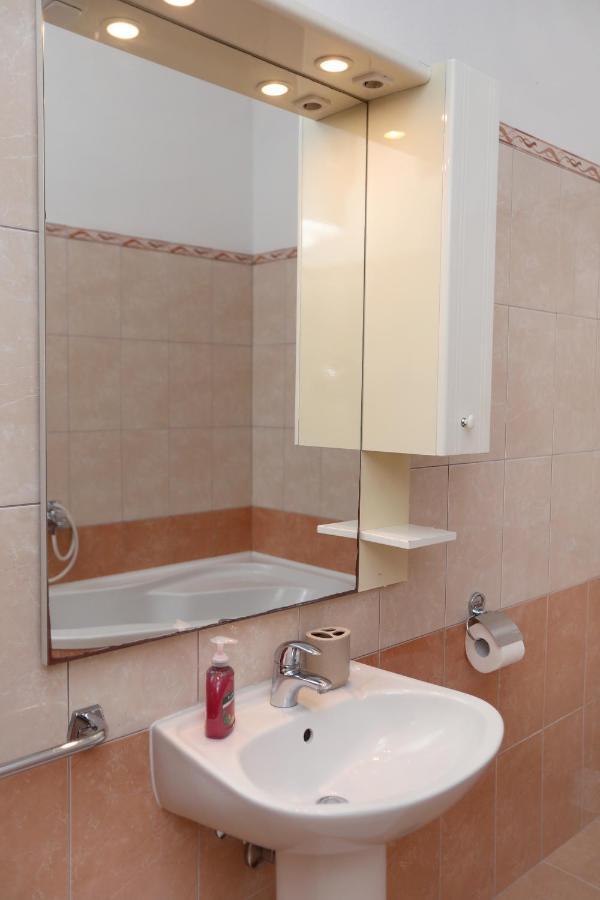 Vila Kuzmanic Trogir Exteriör bild