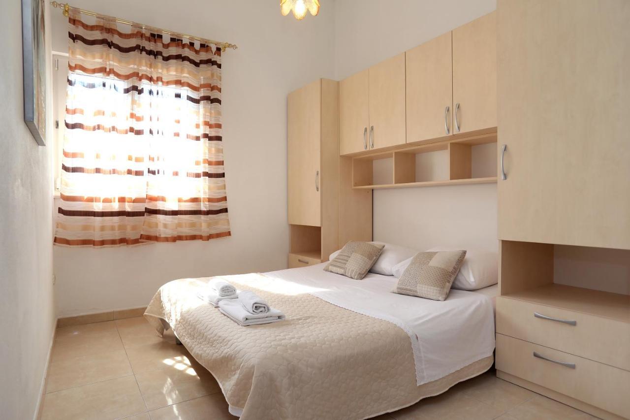 Vila Kuzmanic Trogir Exteriör bild