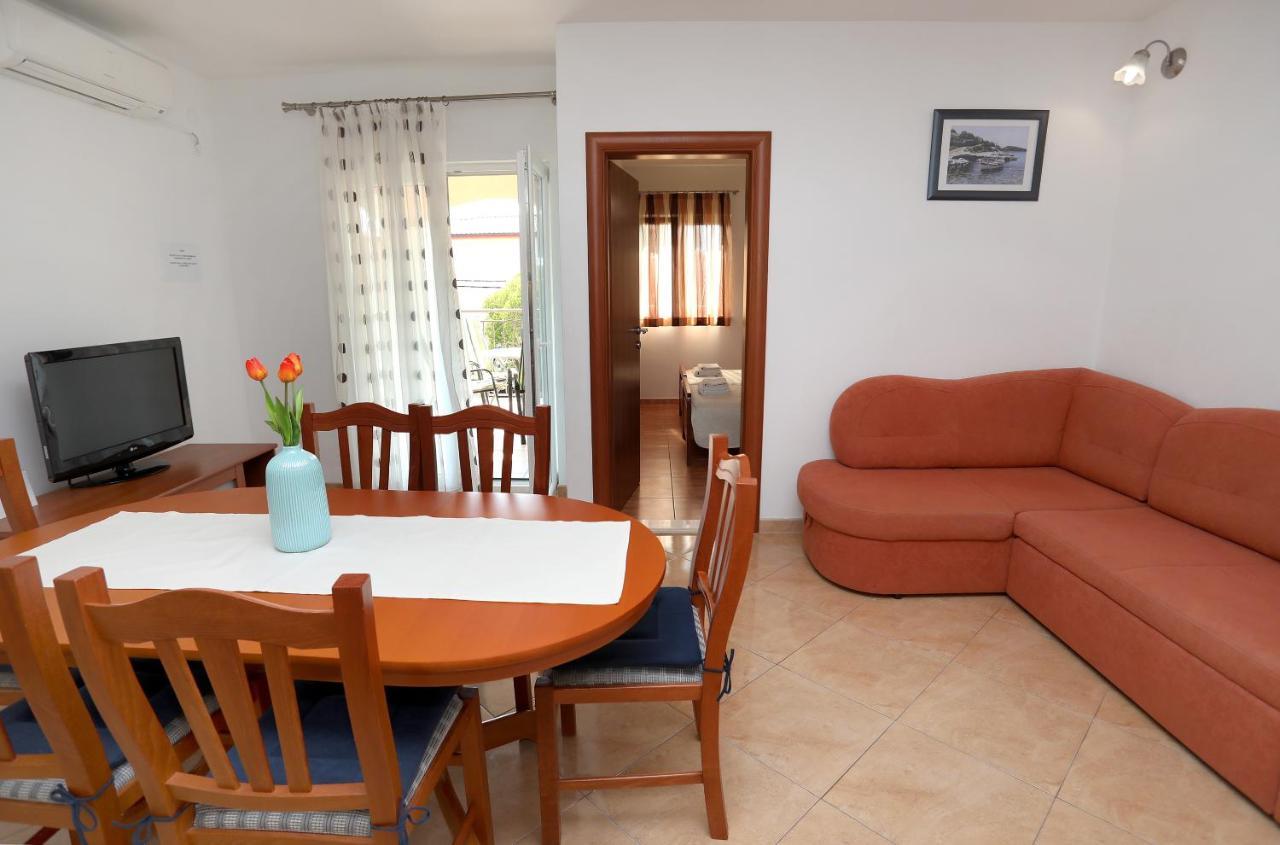 Vila Kuzmanic Trogir Exteriör bild