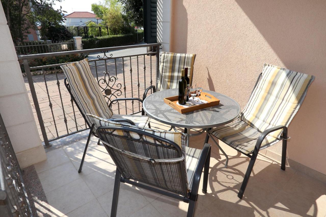 Vila Kuzmanic Trogir Exteriör bild