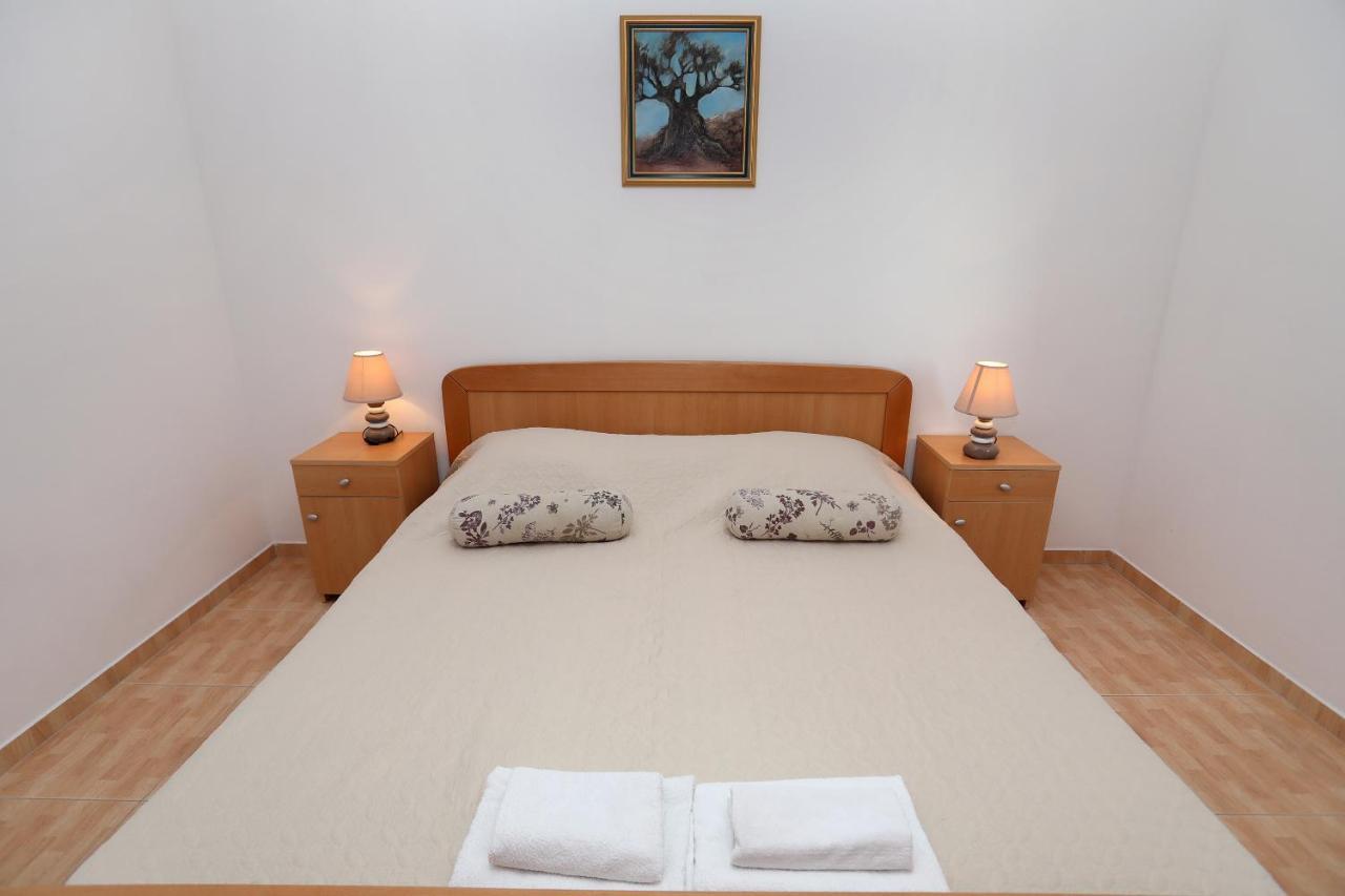 Vila Kuzmanic Trogir Exteriör bild